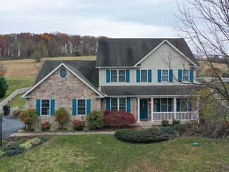 21 Fairfield Dr, Staunton, VA 24401