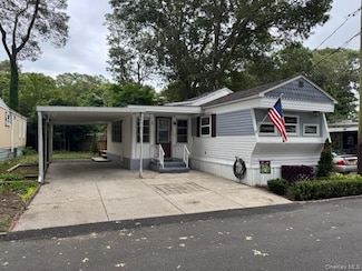 658 Sound Ave Unit H-12, Calverton, NY 11933