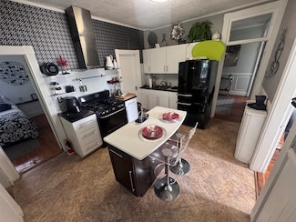 40 Arbutus St Unit 3, Dorchester Center, MA 02124