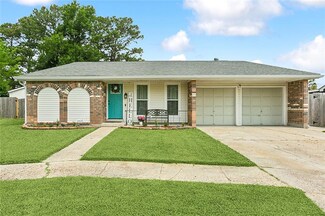 2420 Deerwood Ct, Harvey, LA 70058