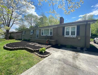 1408 Woodmont Dr, Johnson City, TN 37601