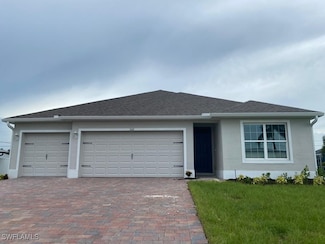526 SE 20th Ct, Cape Coral, FL 33990