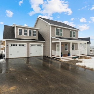 13 Eisenhower Dr, Rochester, NH 03867