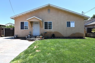 313 N 4th Ave, Oakdale, CA 95361