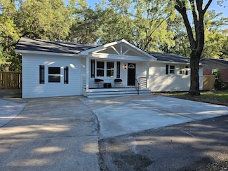 1273 Mathis Ferry Rd, Mount Pleasant, SC 29464