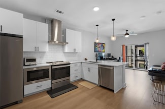 3101 Govalle Ave Unit 210, Austin, TX 78702