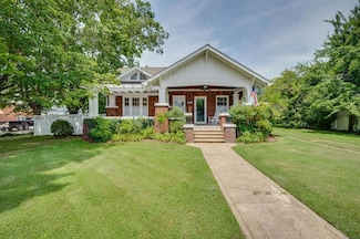 103 E Laurel Ave, Damascus, VA 24236