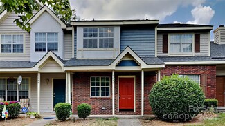 3842 Mosscroft Ln, Charlotte, NC 28215