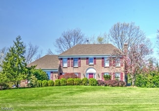 5 Rea Ct, Flemington, NJ 08822