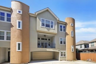 5334 Kiam St Unit C, Houston, TX 77007