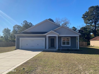 200 Laurel Lake Rd, Salemburg, NC 28385