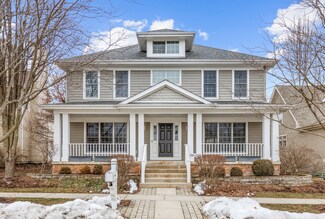 39W306 Armstrong Ln, Geneva, IL 60134