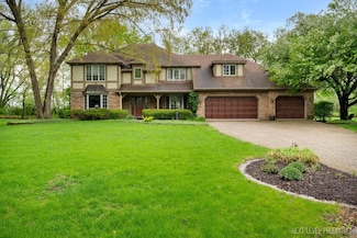 7N075 Hastings Dr, Saint Charles, IL 60175