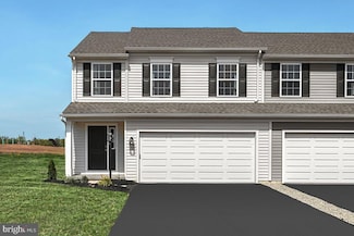 105 Easton Dr, Duncannon, PA 17020