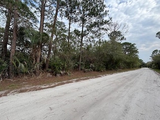 7820 96th Ct, Vero Beach, FL 32967