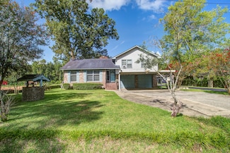 8899 Salamander Rd, North Charleston, SC 29406
