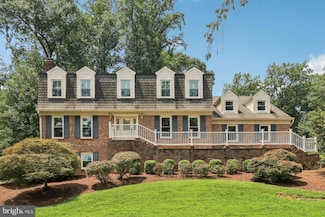 7518 Old Dominion Dr, McLean, VA 22102