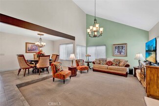 937 Carnation Ave, Costa Mesa, CA 92626