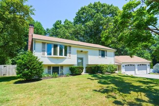 11 Roadway a, Attleboro, MA 02703
