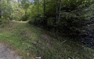 1032 Beckett Branch Rd, Elkview, WV 25071