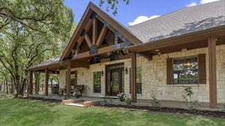 218 River Oaks Dr, Seagoville, TX 75159