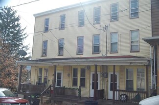 4 Kaska St, Middleport, PA 17953