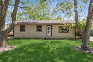 1407 W 6th St, Nevada, IA 50201
