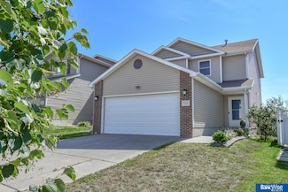 7312 N 19th St, Lincoln, NE 68521