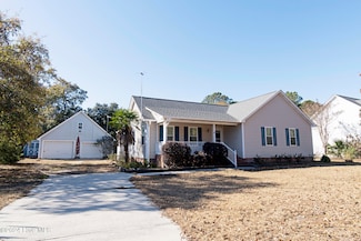242 Doral Dr, Hampstead, NC 28443