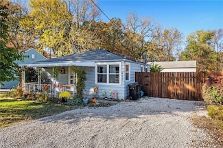 620 Hilliard Rd, Elyria, OH 44035