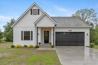 11979 13 Mile Rd NE, Greenville, MI 48838