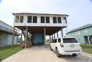 112 Marlin Ln, Grand Isle, LA 70358