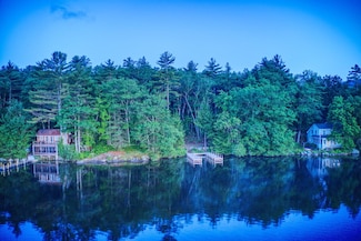 4 Schneider Rd, Moultonborough, NH 03254