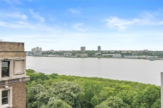 310 Riverside Dr Unit 1509, New York, NY 10025