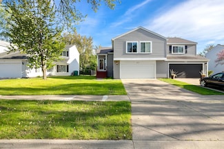 35 Buckingham Ln, Buffalo Grove, IL 60089