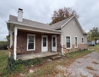 214 S Washington St, Geff, IL 62842