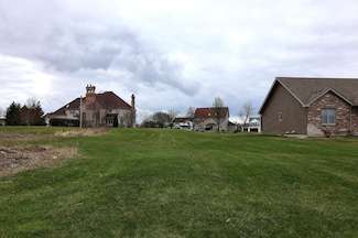 76 Bergamo Ln E, Porter Township, IN 46307