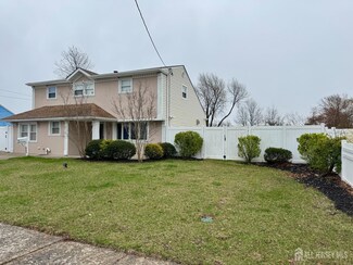 860 Barry Ave, Perth Amboy, NJ 08861