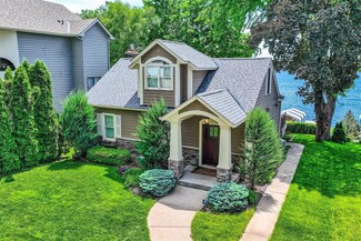 4753 Island View Dr, Mound, MN 55364