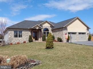 1671 Rosehill Ct, Chambersburg, PA 17202