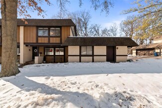 1379 Hampton Rd Unit D, Saint Charles, MO 63303