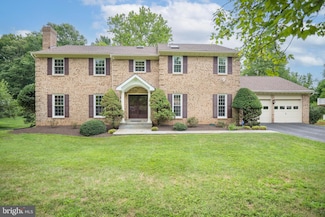 11609 Le Havre Dr, Potomac, MD 20854