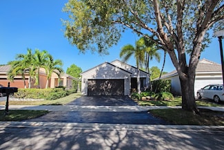 4345 Pine Ridge Ct, Weston, FL 33331