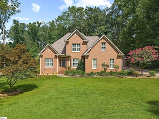 304 Farmwood Dr, Fountain Inn, SC 29644