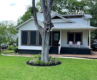 2204 Forest Trail, Austin, TX 78703