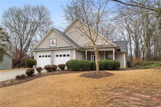 202 Winterberry Ln, Seneca, SC 29678