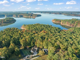 150 Sandpipers Ln, Manson, NC 27553