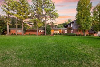 6507 N Hillcrest Ave, Nichols Hills, OK 73116