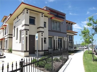 923 College Ave Unit 201, Fort Worth, TX 76104