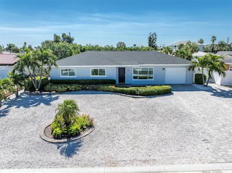 104 24th St, Belleair Beach, FL 33786